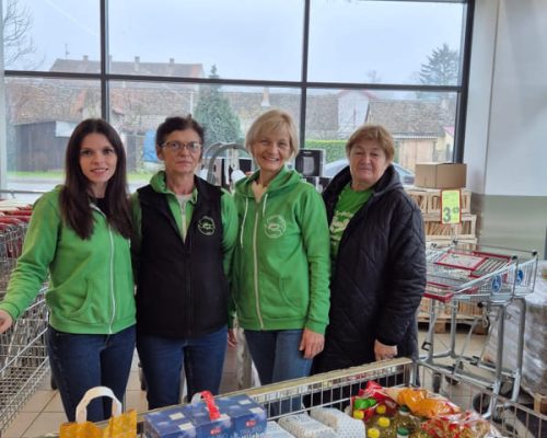 Predblagdanska akcija prikupljanja donacija u Konzumu Našice