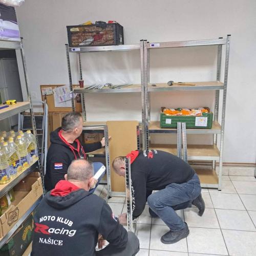 03.12.2025. Nove police za bolje sutra - Zahvala prijateljima Socijalne samoposluge Našice_1
