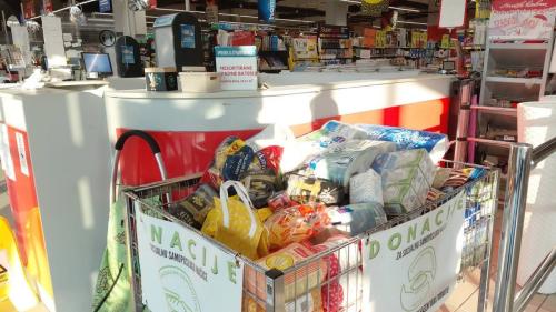 15.09.2025. Akcija prikupljanja donacija u Konzumu Našice_4