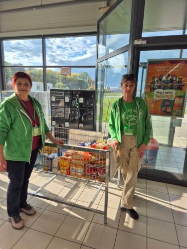 20.10.2025. Listopadska akcija prikupljanja donacija u Konzumu Našice_6
